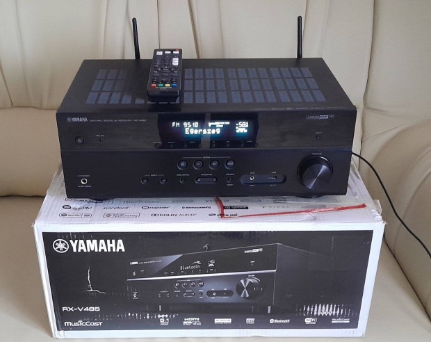 Yamaha RX-V485 hzimozi erst streamer