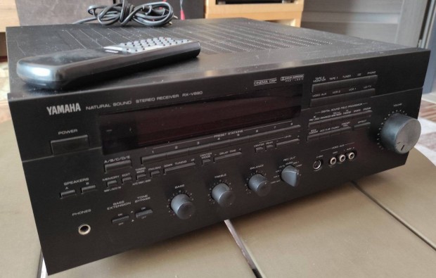 Yamaha RX-V890 av receiver