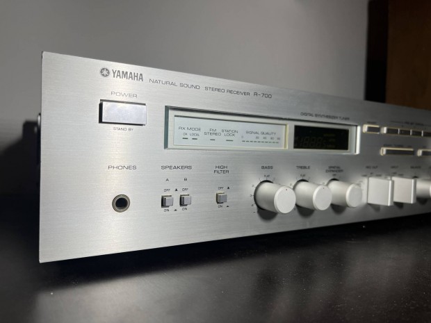 Yamaha R 700 rdi erst, receiver