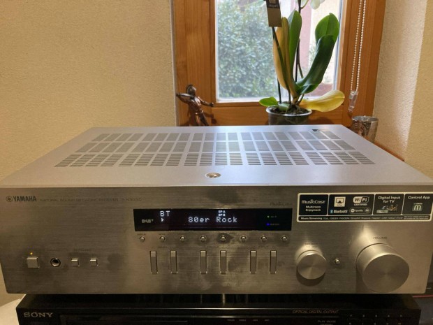 Yamaha R-N303D sztere rdi erst