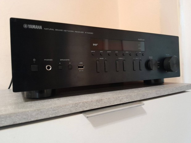 Yamaha R-N402D sztereo hlzati erst hibs