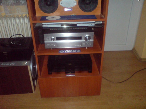 Yamaha Rx v2400 as