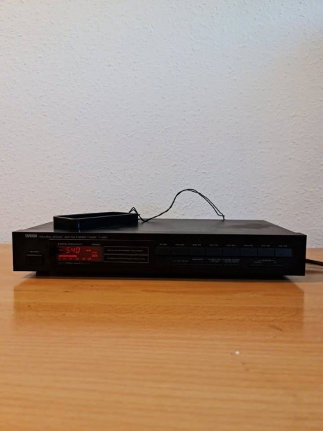 Yamaha T-420 AM/FM Tuner