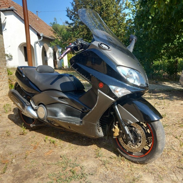 Yamaha T-Max srlt