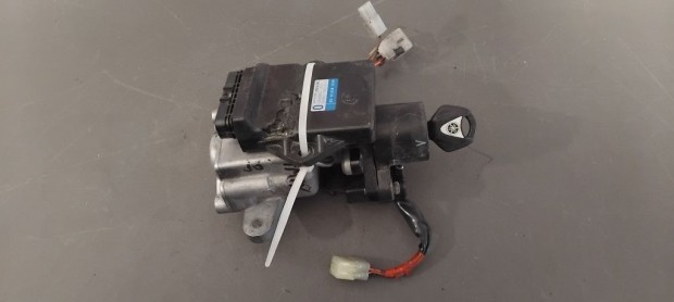 Yamaha T-max 2004-2007 Ecu gyújtás elektronika, kapcsoló, 1 kulcs