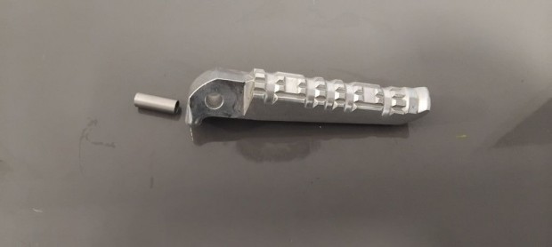 Yamaha T-max 530 Jobb oldali l�btart� t�ske