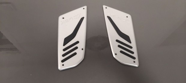 Yamaha T-max 530 L�btart� panel