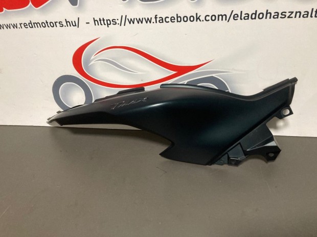 Yamaha T-max 560 jobb hátsó idom