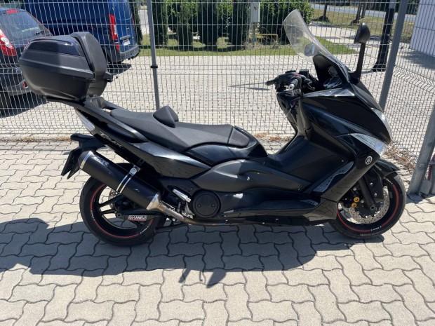 Yamaha Tmax ...