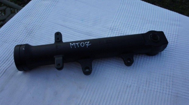 Yamaha Tracer 700 MT 07 MT09 első teleszkóp csizma
