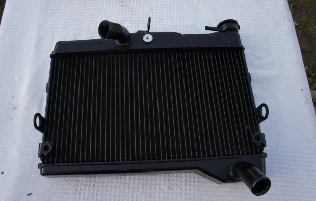 Yamaha Tracer 700 MT 07 MT-07 MT07 hűtő újszerű