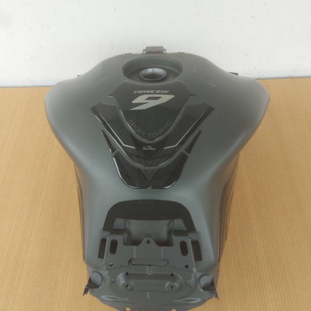 Yamaha Trcer9 tank