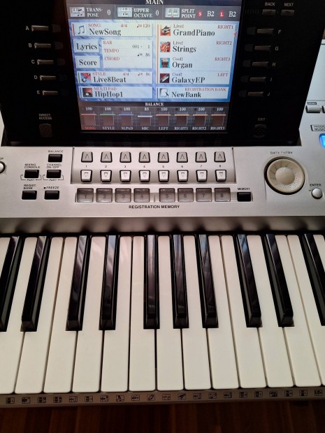 Yamaha Tyros 1 hangfallal porvdvel