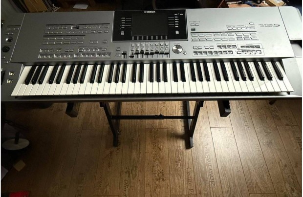 Yamaha Tyros 5-76/ Szintetiztor