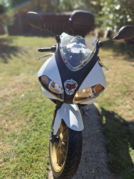 Yamaha Tzr50 elad