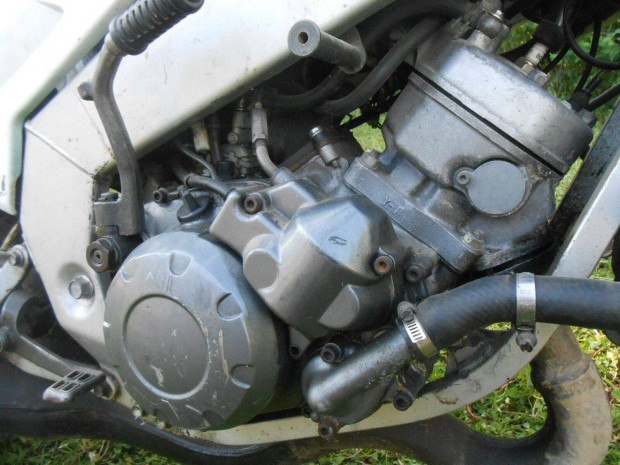 Yamaha Tzr 125-ös,2 ütemű mkp.-ról:64094km-t hasz. motorblokk