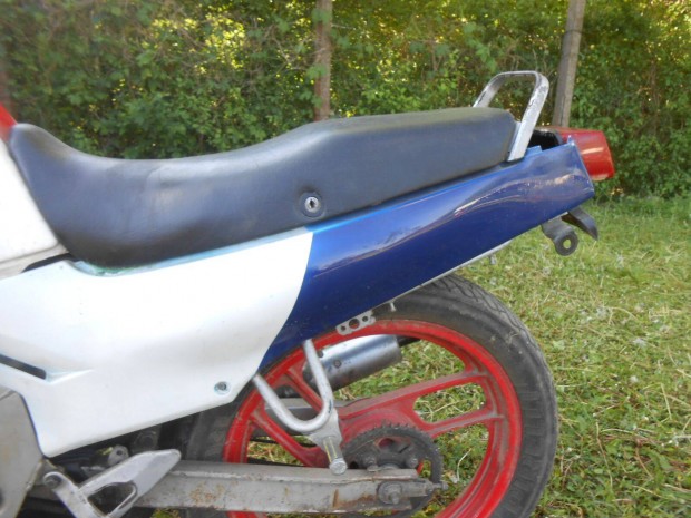 Yamaha Tzr 125cm3-es mkp.-rl :oldalidomok eladk