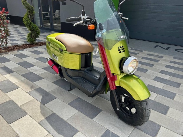 Yamaha Vox 4 ütemű-- Jubileumi Kiadás
