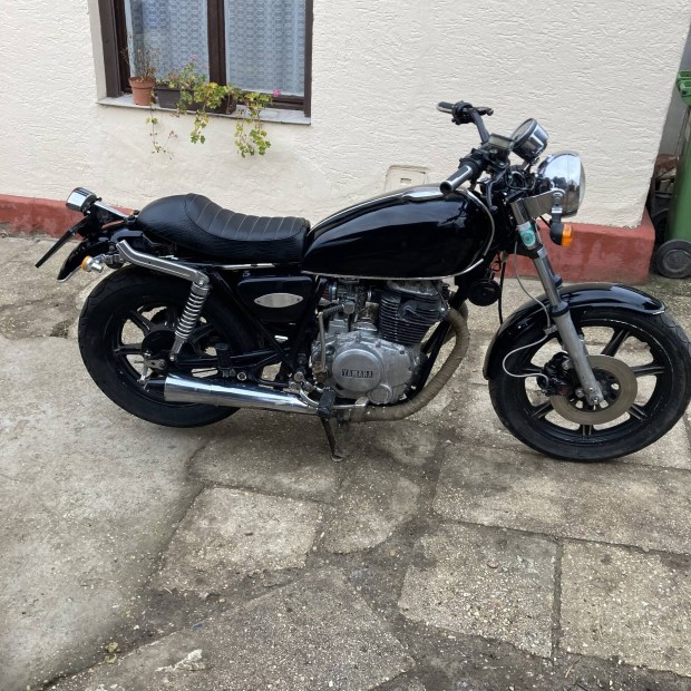 Yamaha XS250 alkatrszek