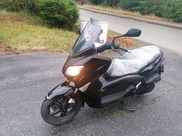 Yamaha X-Max 125 Akci! Garancia!Hitel!