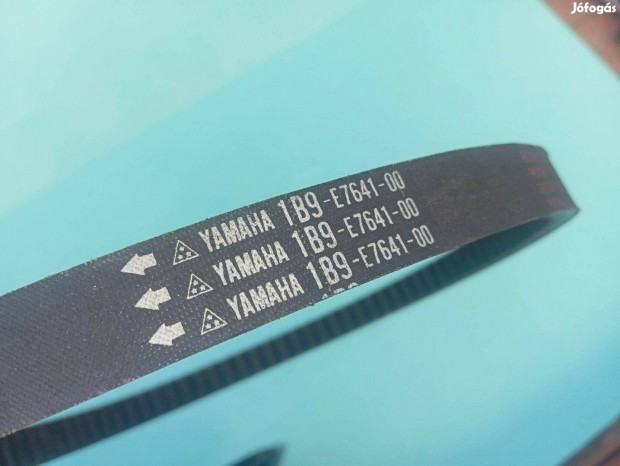 Yamaha X Max 125 variátor használt