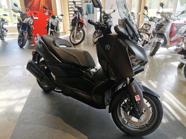 Yamaha X-Max 300 Tech Max! 3+1 v rsos Red Ba...