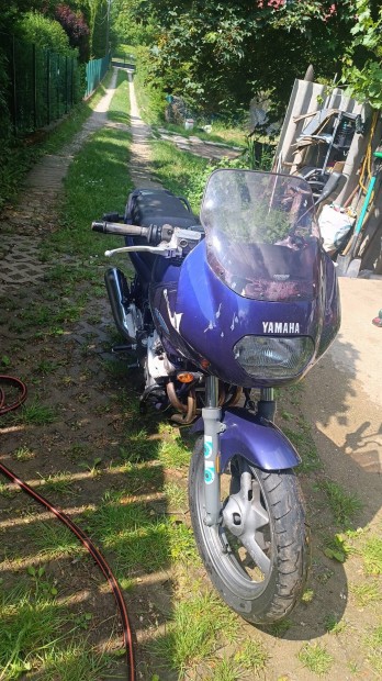 Yamaha Xj600
