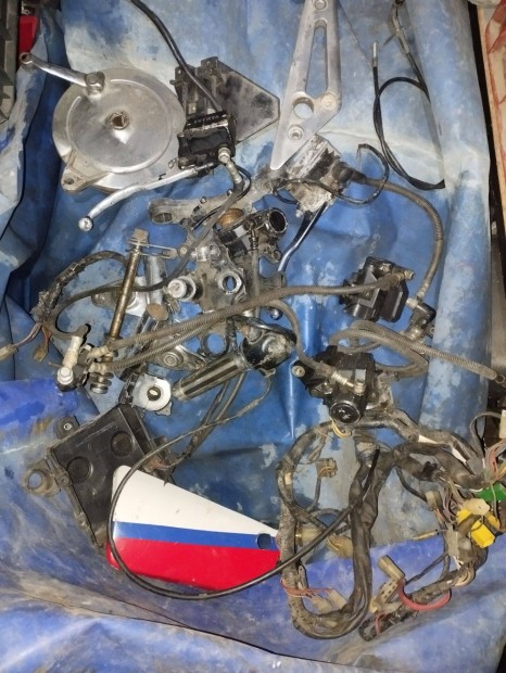 Yamaha Xj 550 alkatrsz