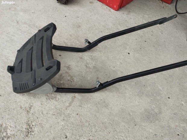 Yamaha Xj 900 doboztart Givi