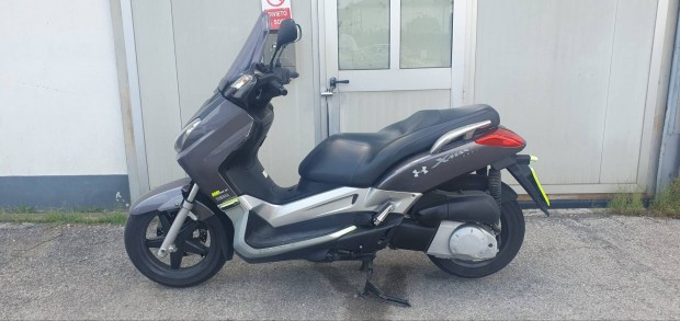 Yamaha Xmax 250 Miskolcon