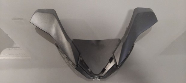 Yamaha Xmax 400 Akkumulátor fedél