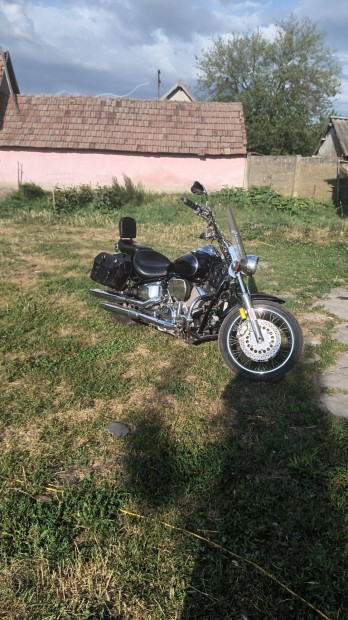 Yamaha Xvs 1100 Drag Star elado