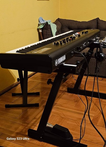 Yamaha YC88 stage piano/orgona