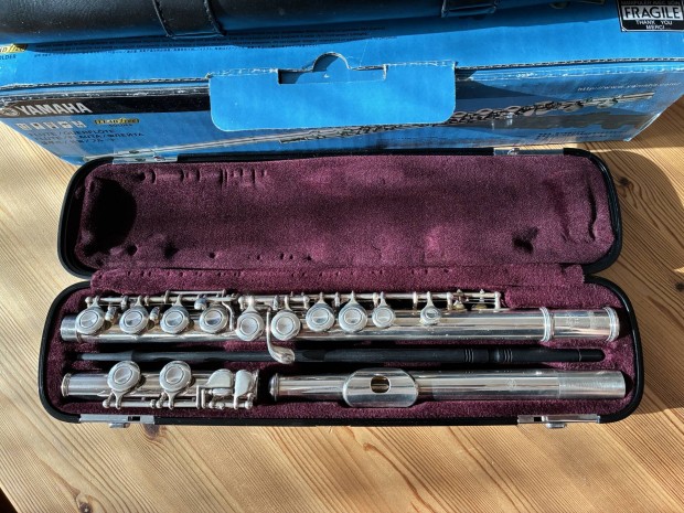 Yamaha Yfl-211//ID fuvola eladó
