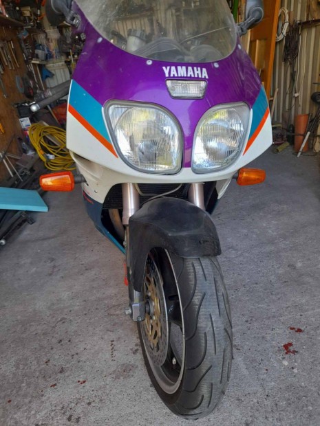 Yamaha Yzf750R elad