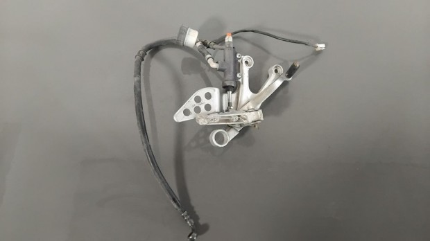 Yamaha Yzf 125 R (2008-2013) - Jobb oldali lábtartó konzol, fékpedál