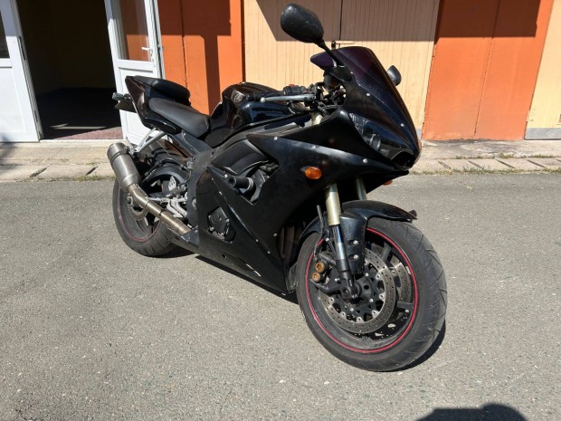 Yamaha Yzf R6