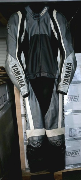 Yamaha (Dainese) motoros brruha ktrszes 56-os