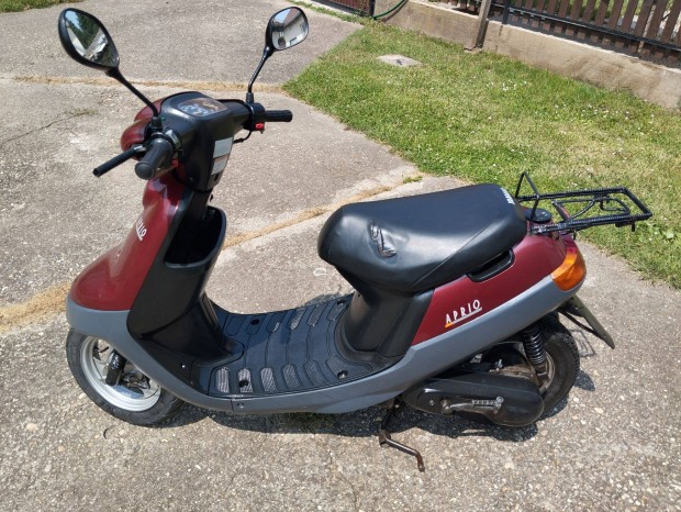 Yamaha aprio 2 ütemü robogó