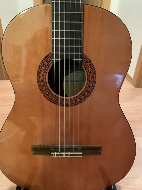 Yamaha c-40 gitr elad