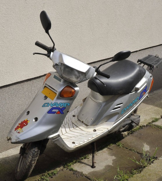 Yamaha champ robogó alkatrésznek