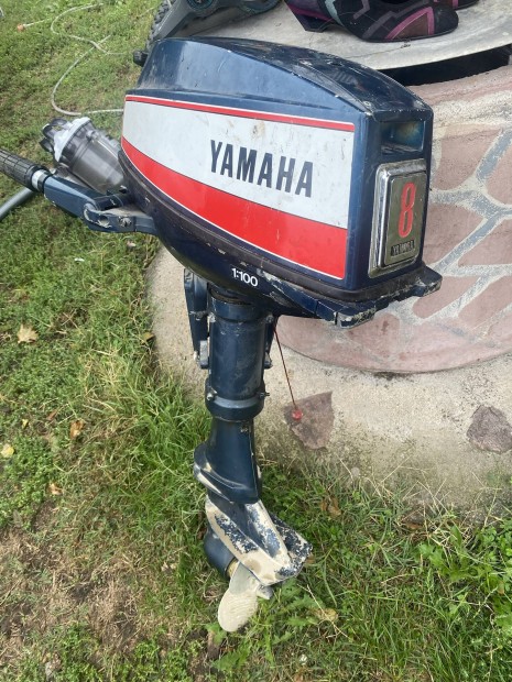 Yamaha csnakmotor 8 le elad 