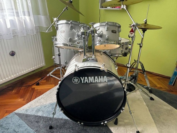 Yamaha dobfelszerels