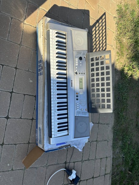 Yamaha elektromos zongora