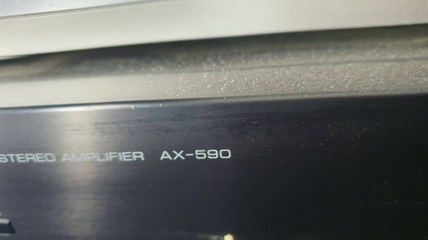 Yamaha ersit AX-590 2x100Watt