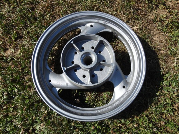 Yamaha felni J 16xmt3.50 DOT