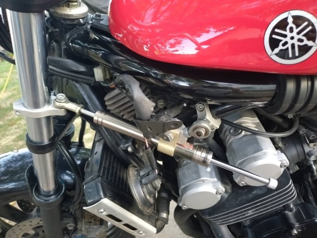 Yamaha fzs 600 kormny teleszkp