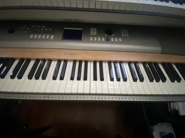 Yamaha grandpiano elado