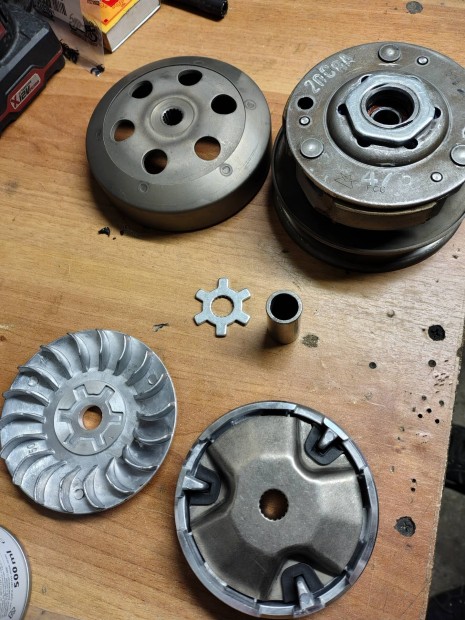 Yamaha minarelli 3kj, 2ja 13mm �j vari�tor+gy�ri h�ts� kuplung szett.