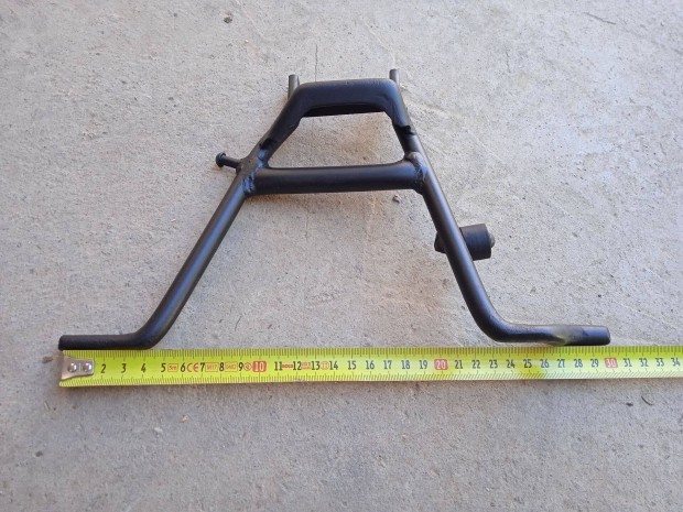 Yamaha mint k�z�p �llv�ny